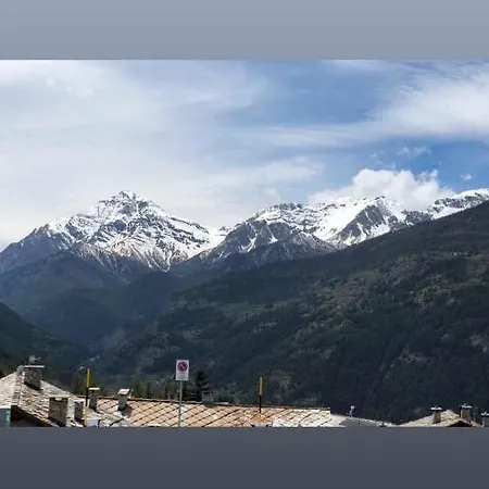 Monolocale Centro Citta' Con Vista Sulle Montagne Oulx